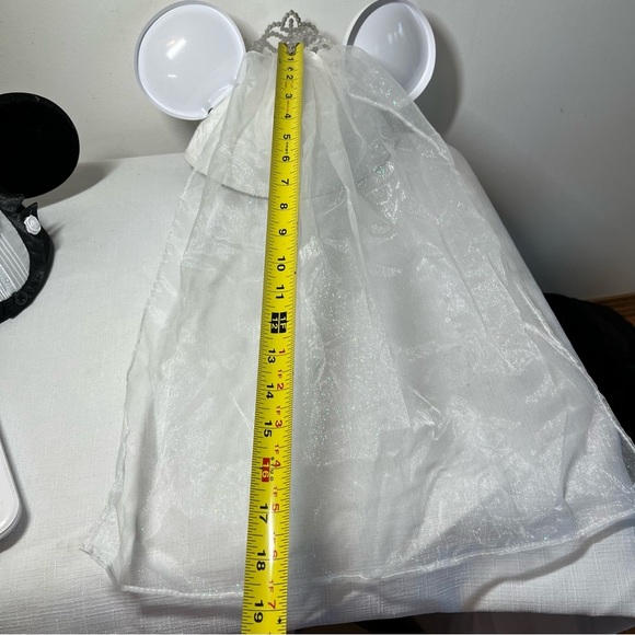 Disney Mickey & Minnie Mouse Wedding Groom & Bride Ears, Hats. Disneyland - Picture 7 of 15